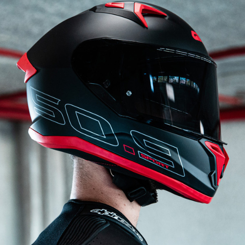 casco givi nero e rosso integrale per moto visiera scura